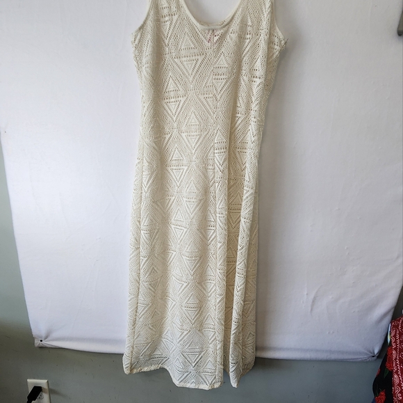 Xhilaration Swimsuit Coverup and Matching Hat For Sun Protection - Picture 4 of 8